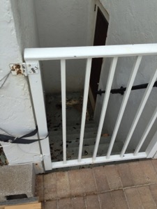 POOL HOUSE GATE